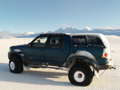 Lifted 4x4 Ford Explorer Sport Trac